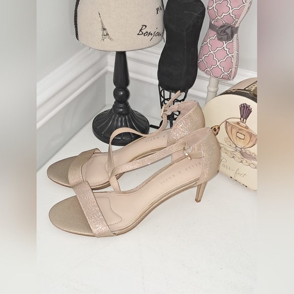Kelly & Katie Gold Open Toe Etilla Heel Size 9.5M NWT - Picture 3 of 9